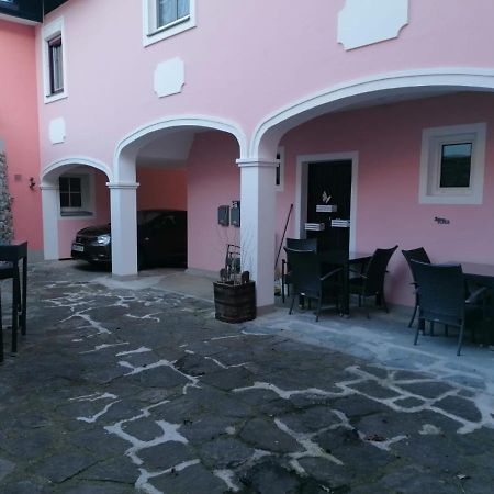 Gaestehaus Ruinenblick Bed & Breakfast Spitz an der Donau Luaran gambar