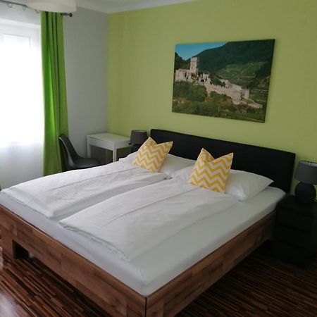 Gaestehaus Ruinenblick Bed & Breakfast Spitz an der Donau Luaran gambar